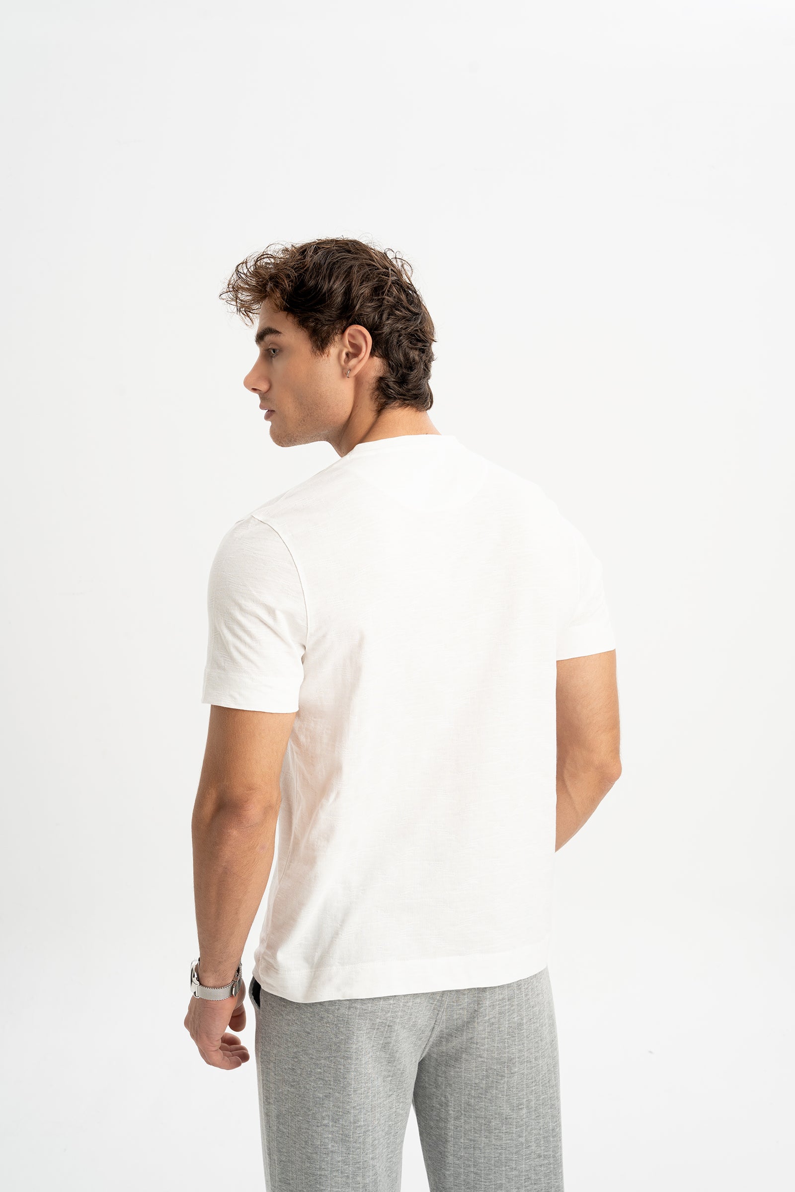 KORUCAK Beyaz Kısa Kollu Patlı T-Shirt