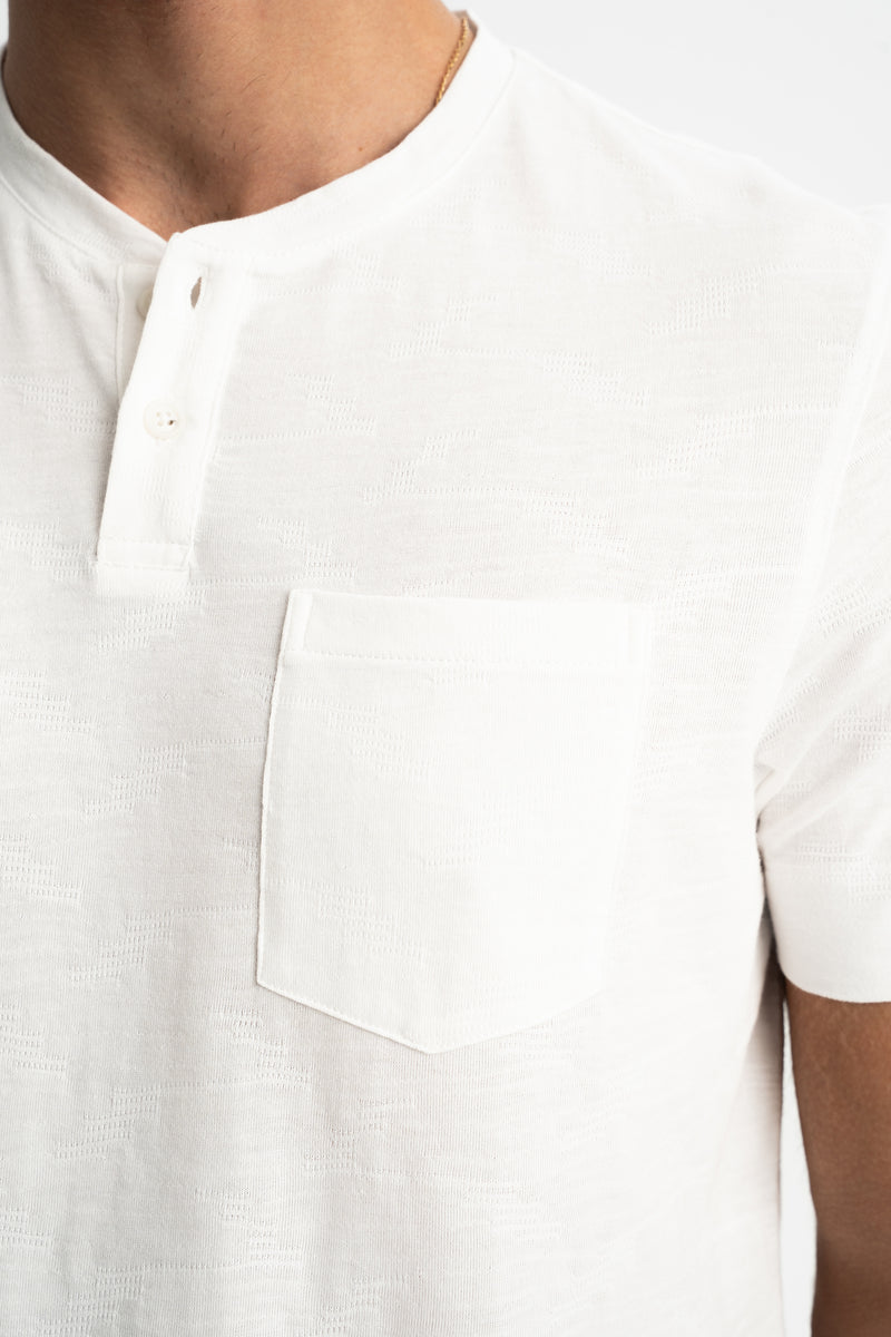 KORUCAK Beyaz Kısa Kollu Patlı T-Shirt