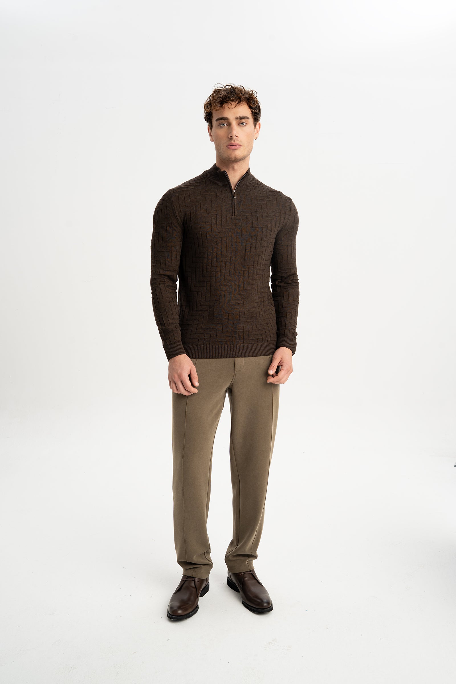 TAŞTEPE Kahverengi Yün Karışımlı Yarım Fermuarlı Balıkçı Yaka Jakarlı Triko Kazak