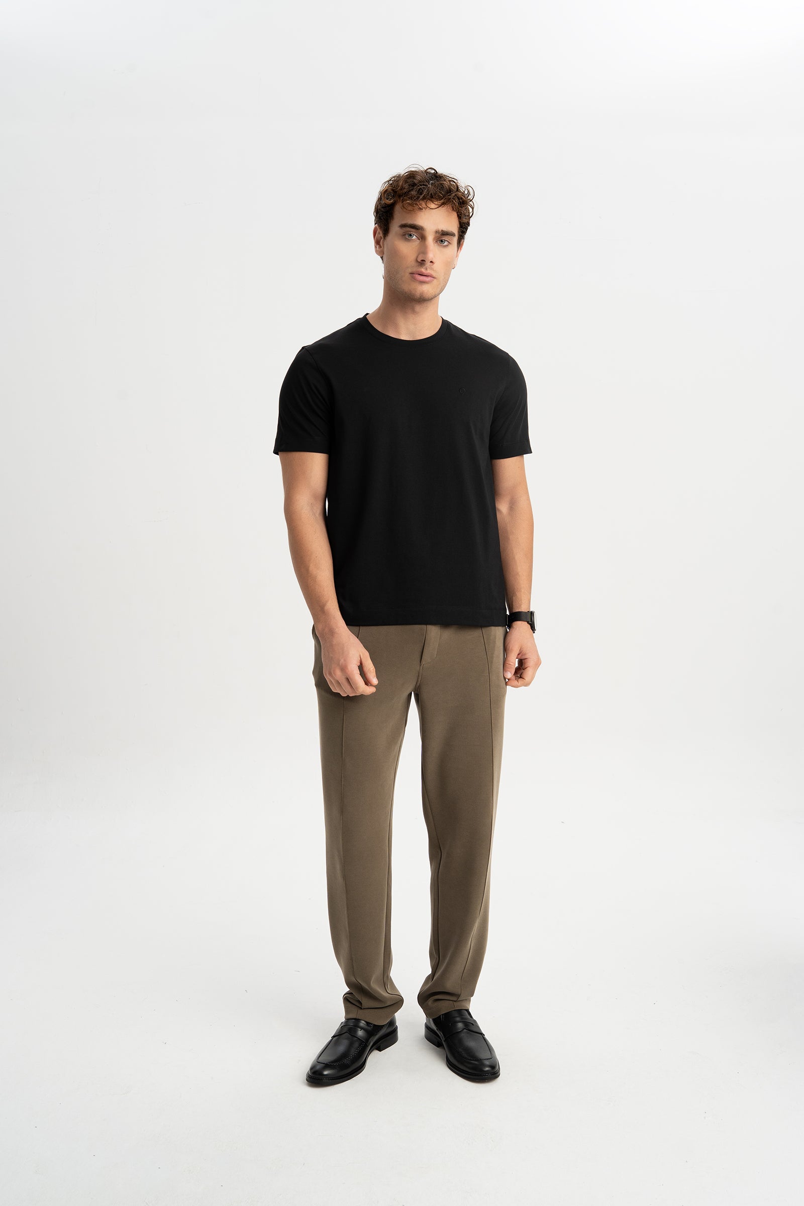 GEDİK Siyah Kısa Kollu T-Shirt