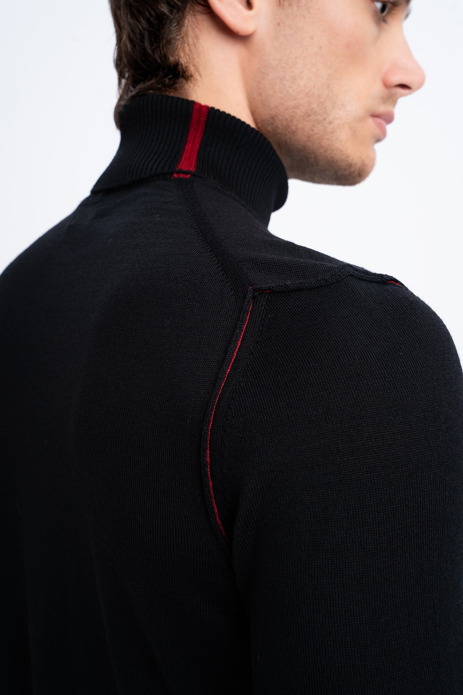 LAPSEKİ Siyah Yün Balıkçı Yaka Uzun Kollu Kazak