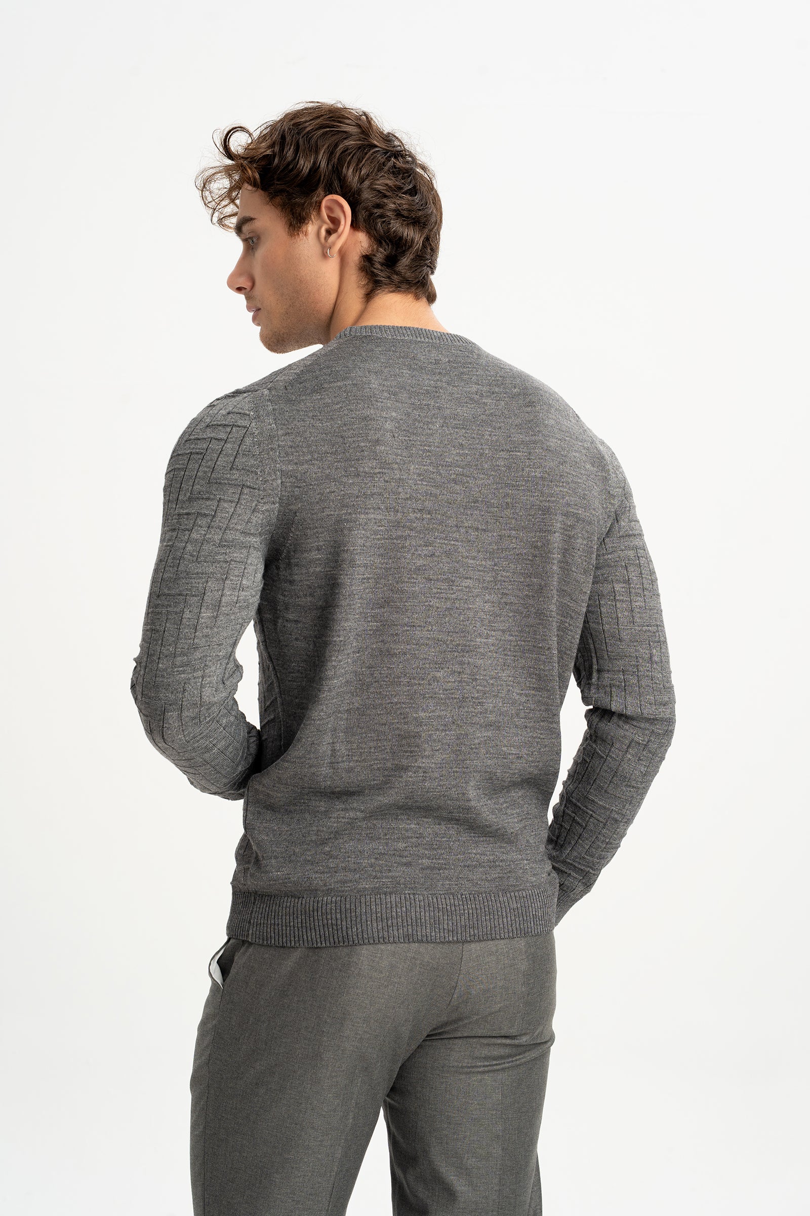 GÜNEYLİ Antrasit Yün Karışımlı Bisiklet Yaka Jakarlı Triko Kazak