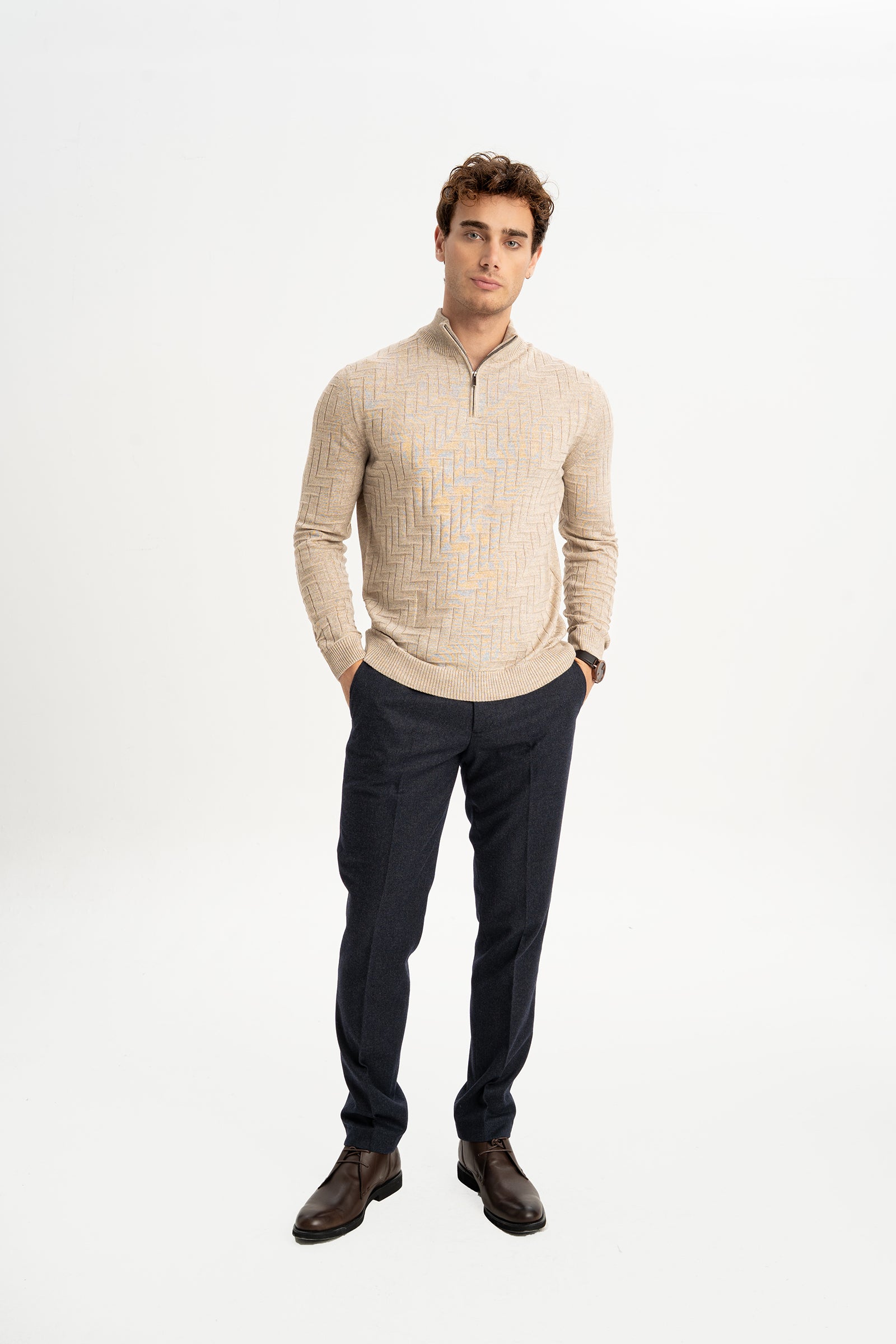 TAŞTEPE Bej Yün Karışımlı Yarım Fermuarlı Balıkçı Yaka Jakarlı Triko Kazak